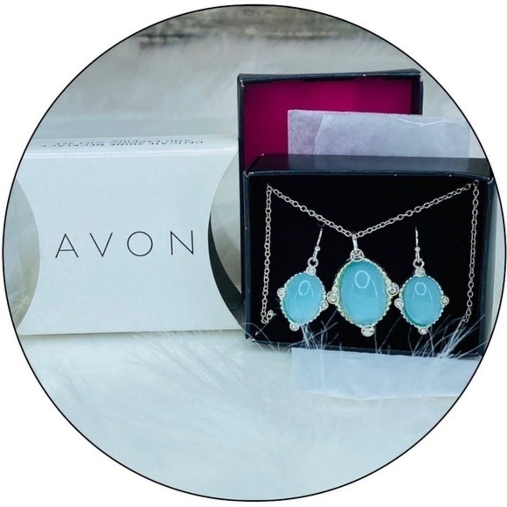 DELICATE SHINE NECKLACE & EARRING GIFT SET - Blue